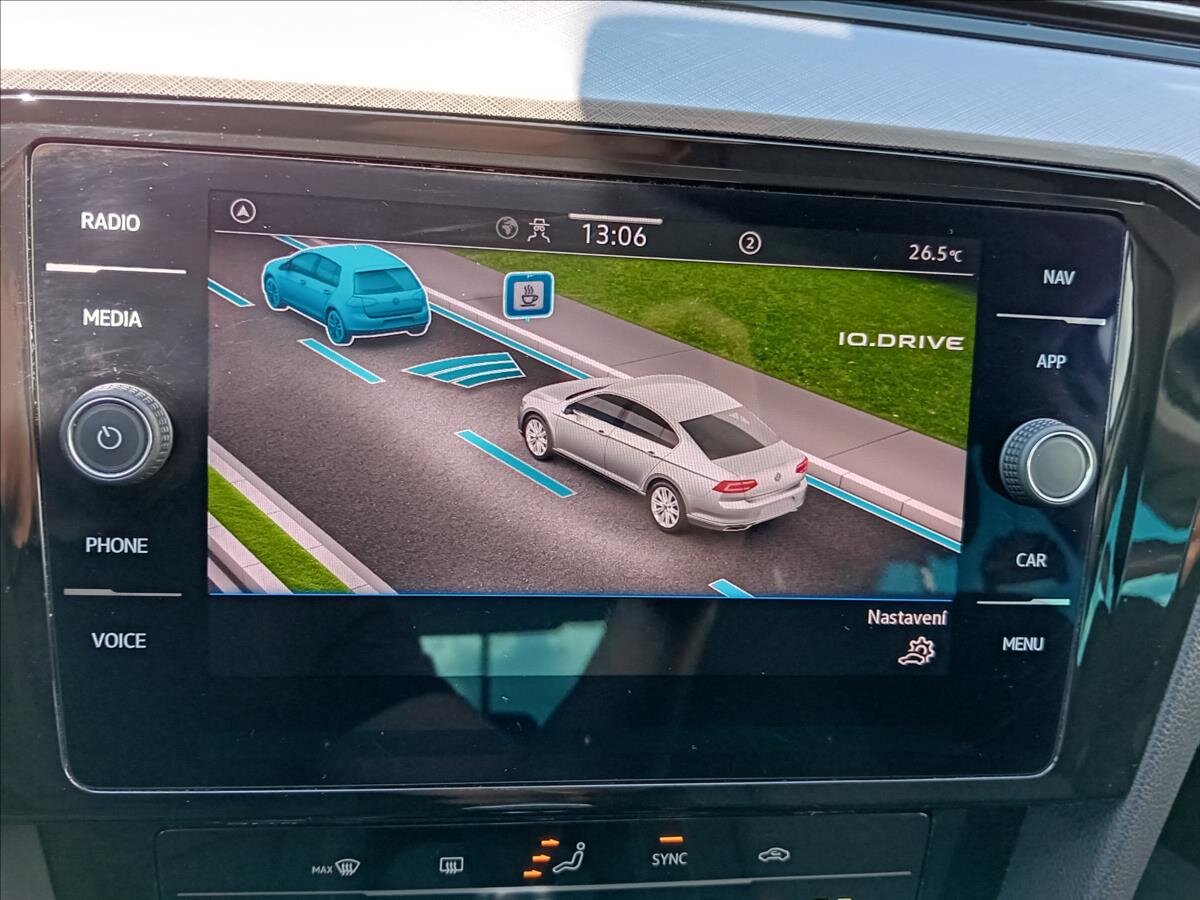 Volkswagen Passat Sedan 1,5 l 110 kw