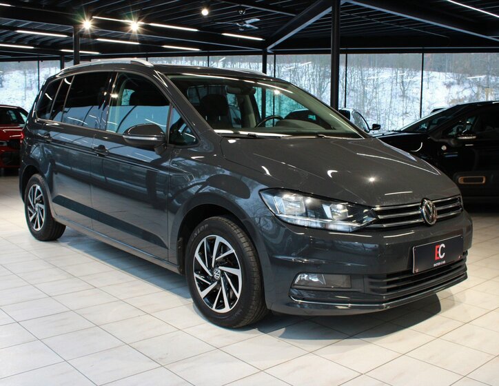 Volkswagen Touran MPV 1,5 l 110 kw