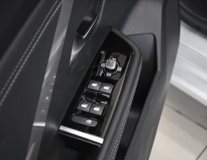 Opel Astra Hatchback 1,2 l 96 kw