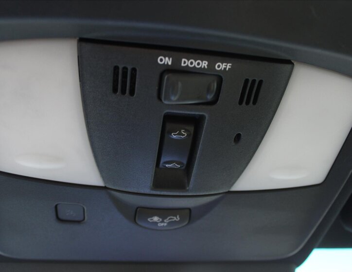 Infiniti QX70 SUV 3,0 l 175 kw