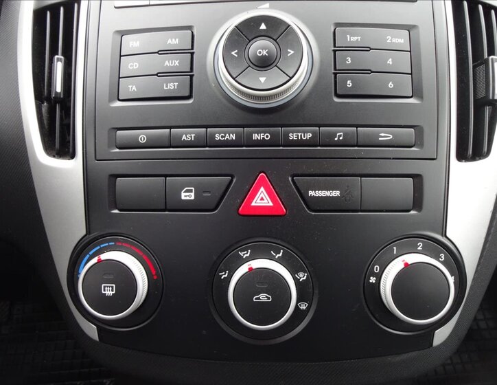 KIA Ceed Kombi 1,4 l 66 kw