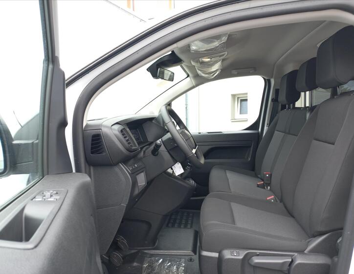 Toyota ProAce Verso 9