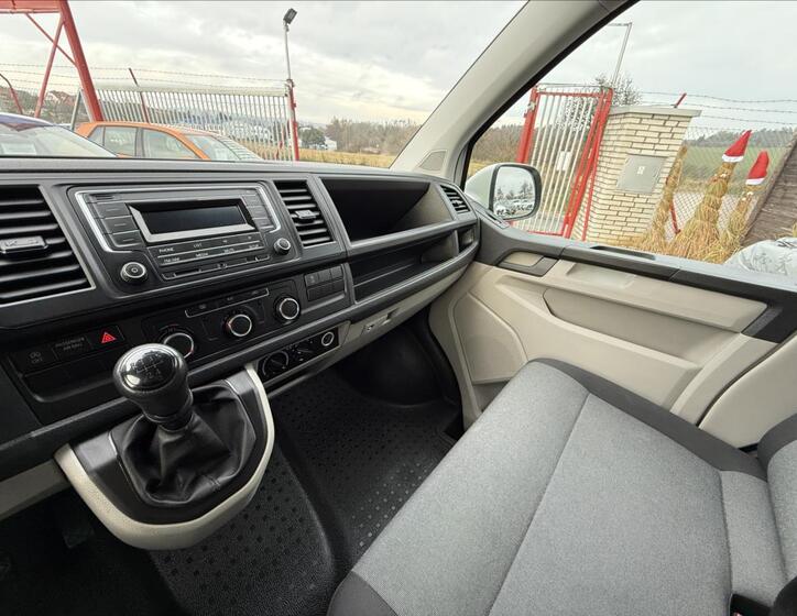 Volkswagen Transporter 13