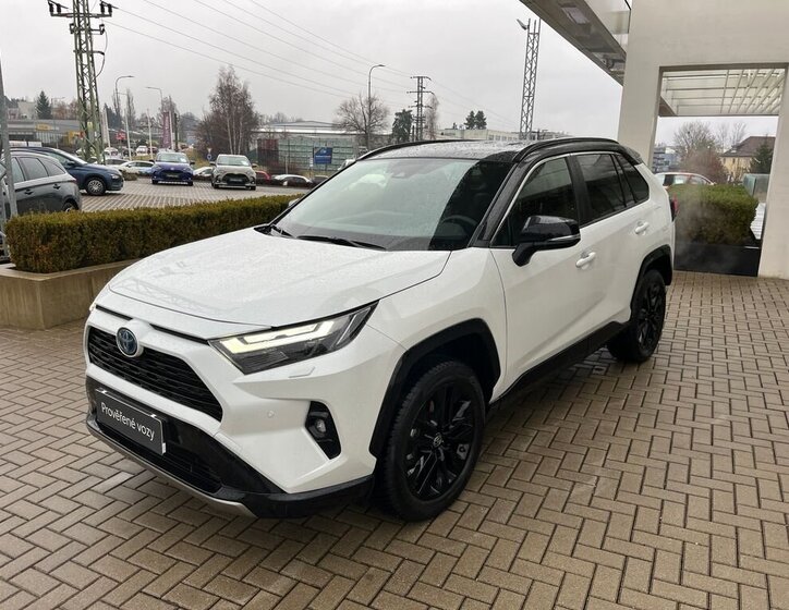 Toyota RAV4 2