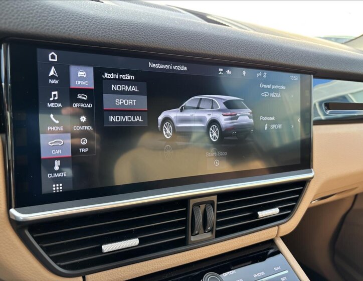 Porsche Cayenne SUV / Terénní 3,0 l 250 kw