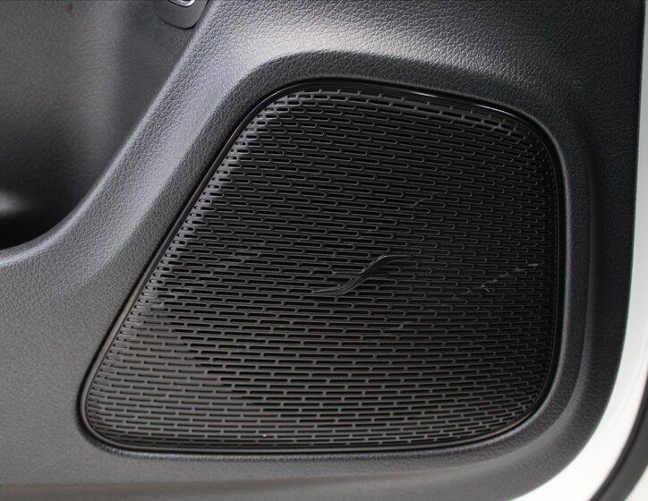 Mercedes-Benz CLA Kombi 1,3 l 193 kw