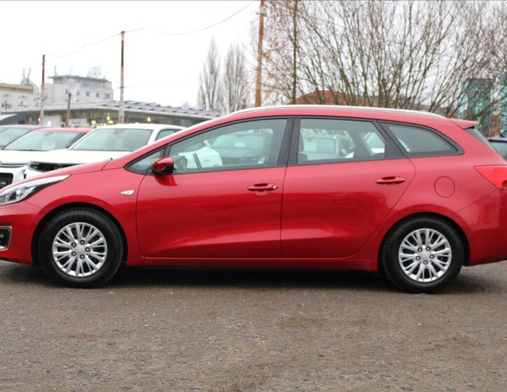 KIA Ceed 8