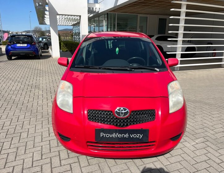 Toyota Yaris Hatchback 1,3 l 64 kw