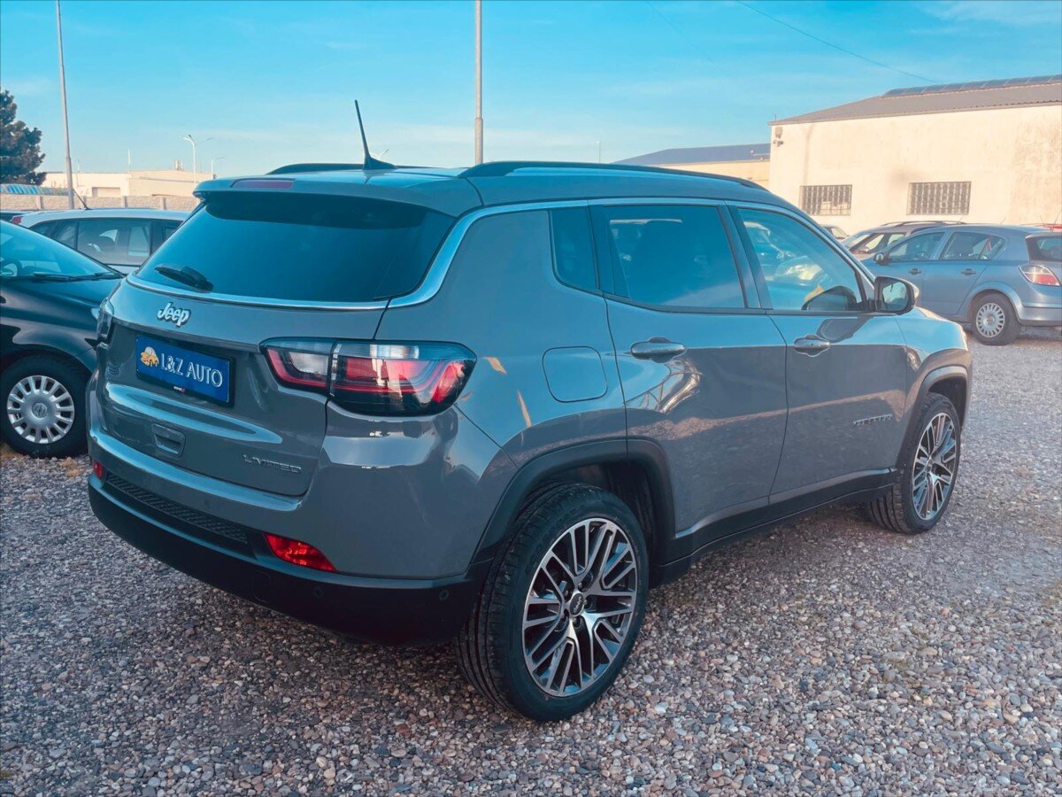 Jeep Compass SUV / Terénní 1,6 l 96 kw