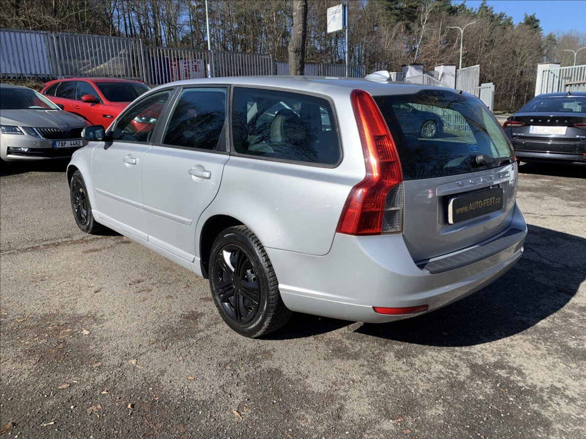 Volvo V50 Kombi 2,0 l 100 kw