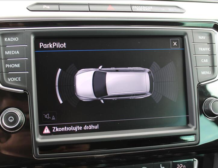 Volkswagen Passat 13