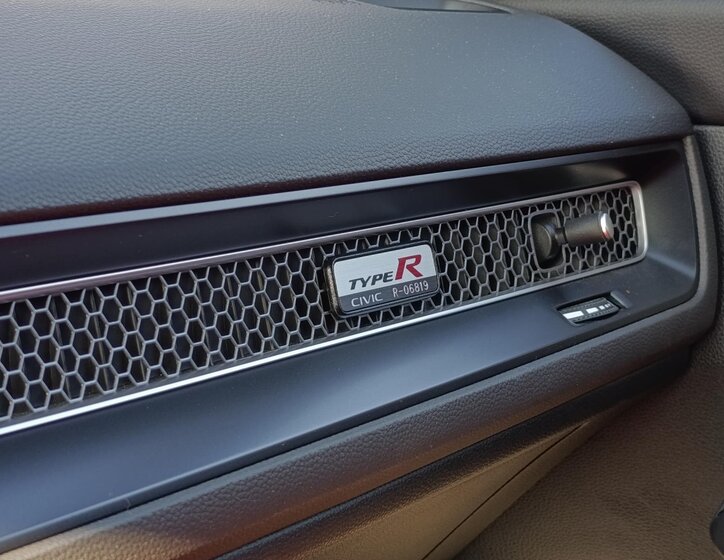 Honda Civic Hatchback 2,0 l 242 kw