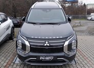 Mitsubishi Outlander 4