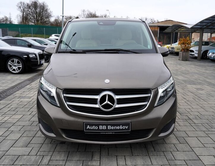 Mercedes-Benz Třídy V MPV 2,1 l 140 kw