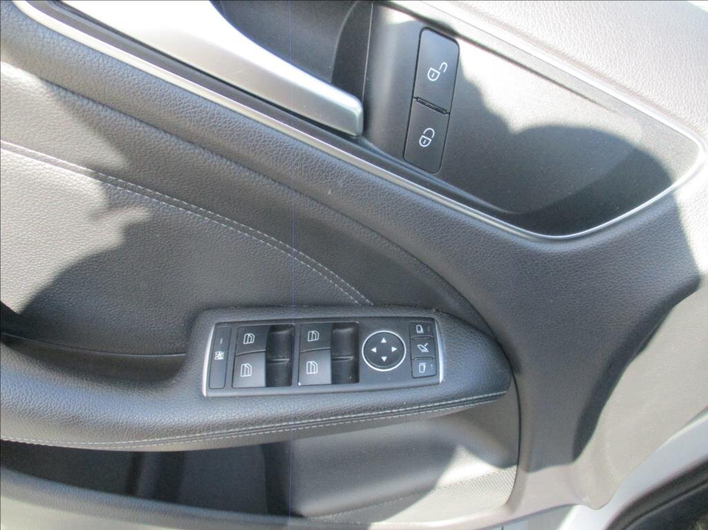 Mercedes-Benz Třídy B Kombi 1,5 l 80 kw