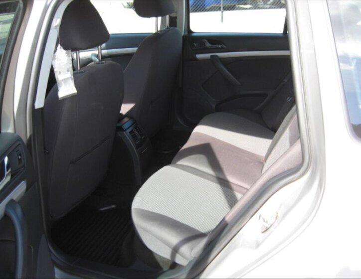 Škoda Octavia Kombi 2,0 l 103 kw