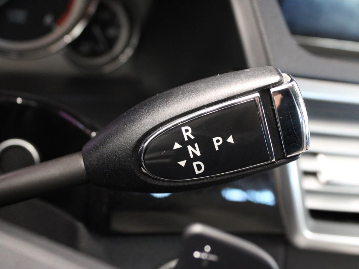 Mercedes-Benz Třídy E Sedan 3,0 l 170 kw