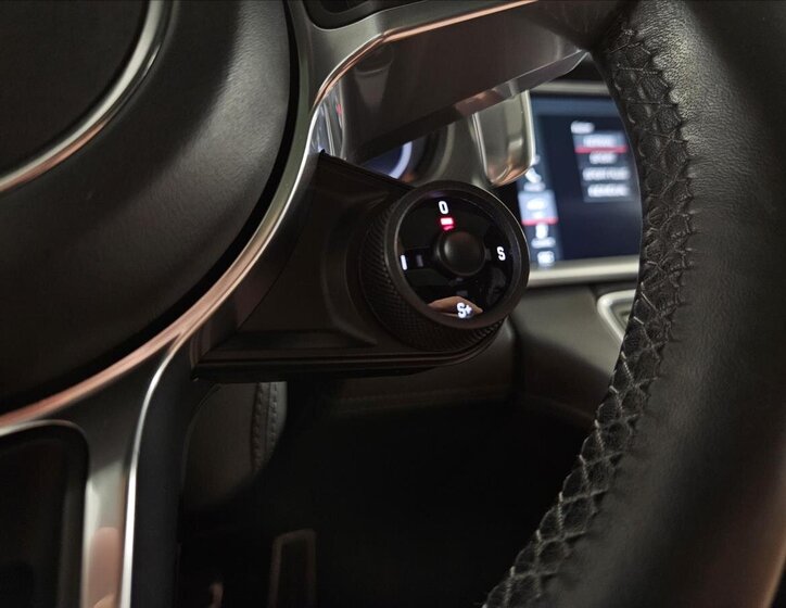 Porsche Panamera Kombi 4,0 l 404 kw