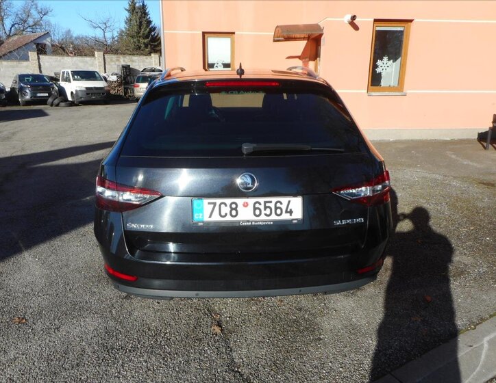 Škoda Superb 6