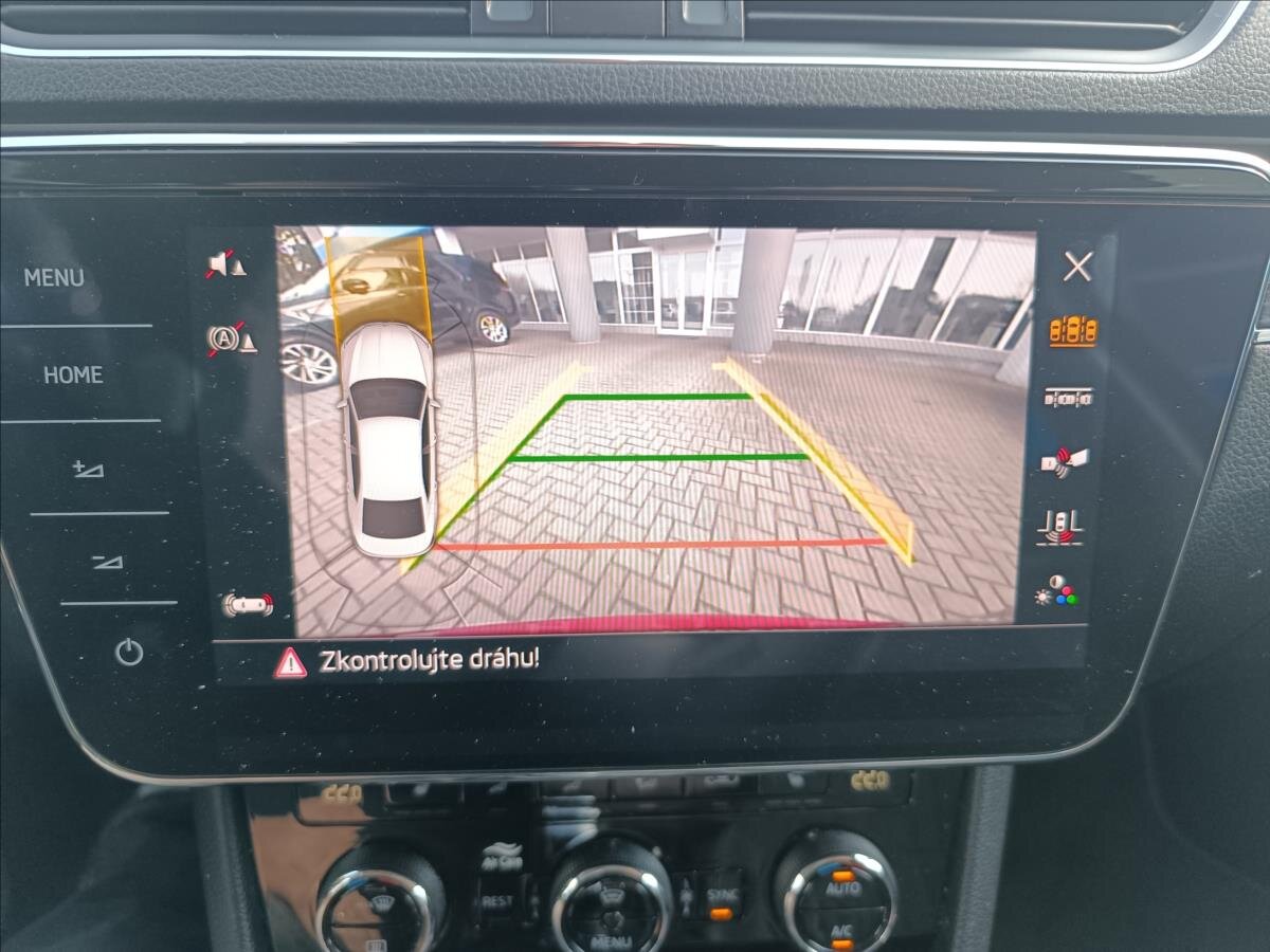 Škoda Superb Liftback 2,0 l 110 kw