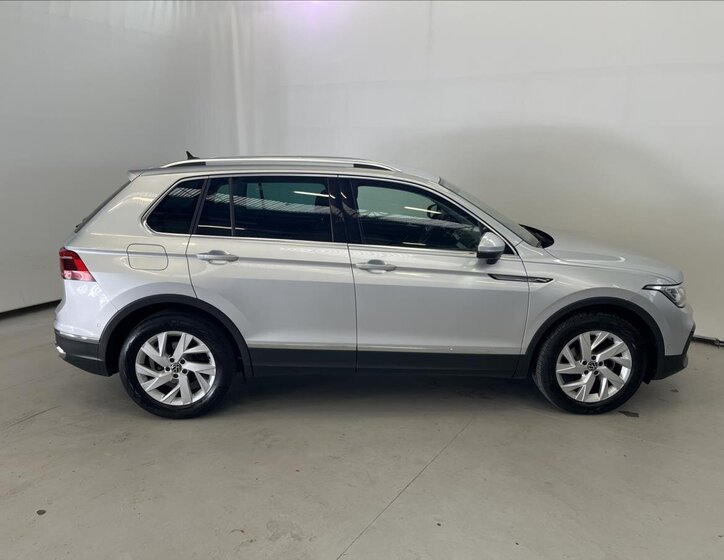 Volkswagen Tiguan SUV 1,5 l 110 kw