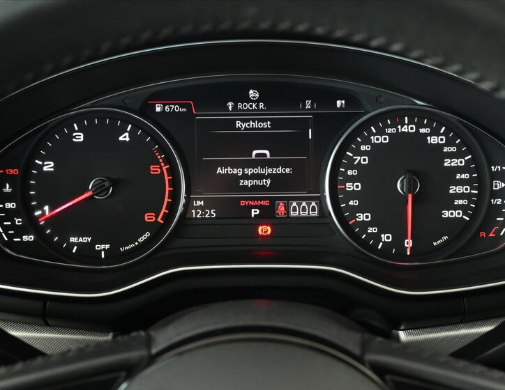 Audi A4 Kombi 2,0 l 140 kw