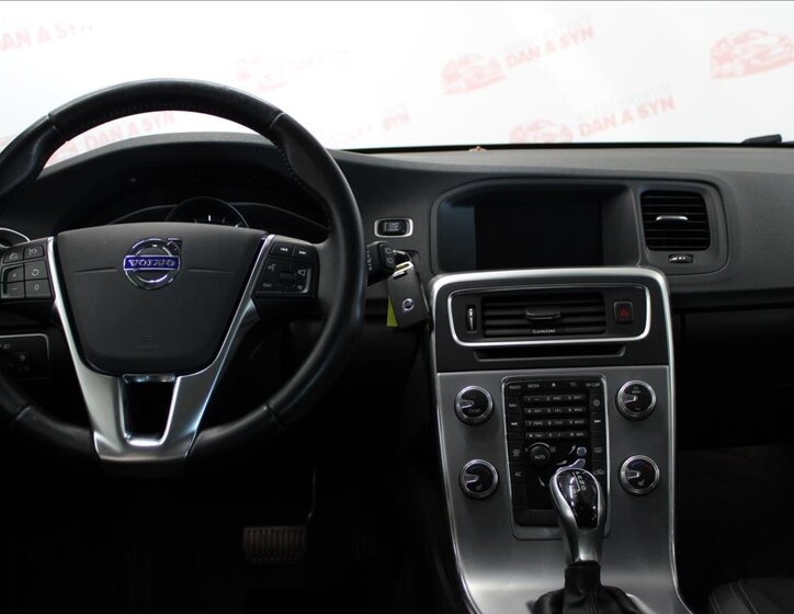 Volvo V60 Kombi 2,0 l 110 kw