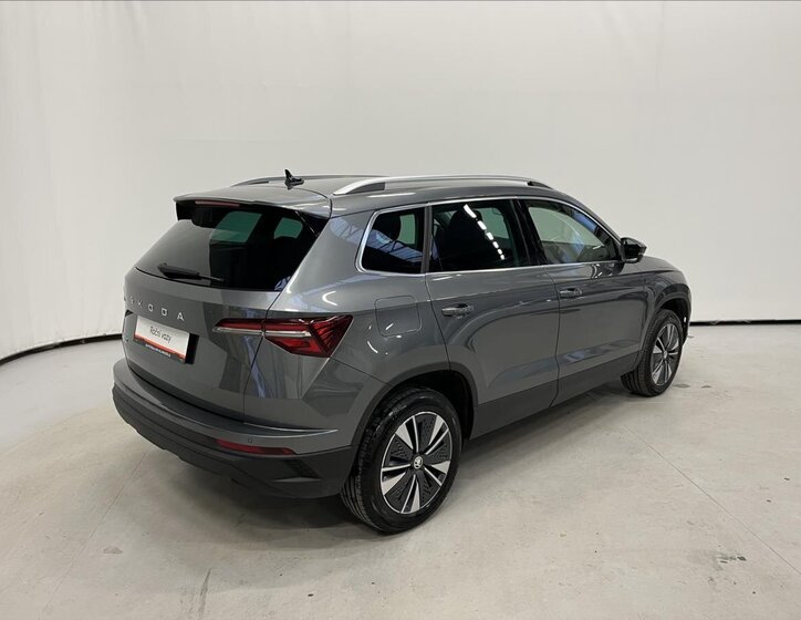 Škoda Karoq SUV 1,5 l 110 kw