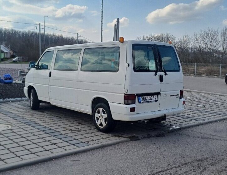 Volkswagen Caravelle VAN / Minibus 0,0 75 kw