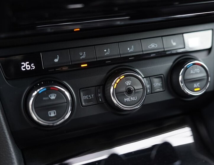 Škoda Superb Sedan 2,0 l 140 kw