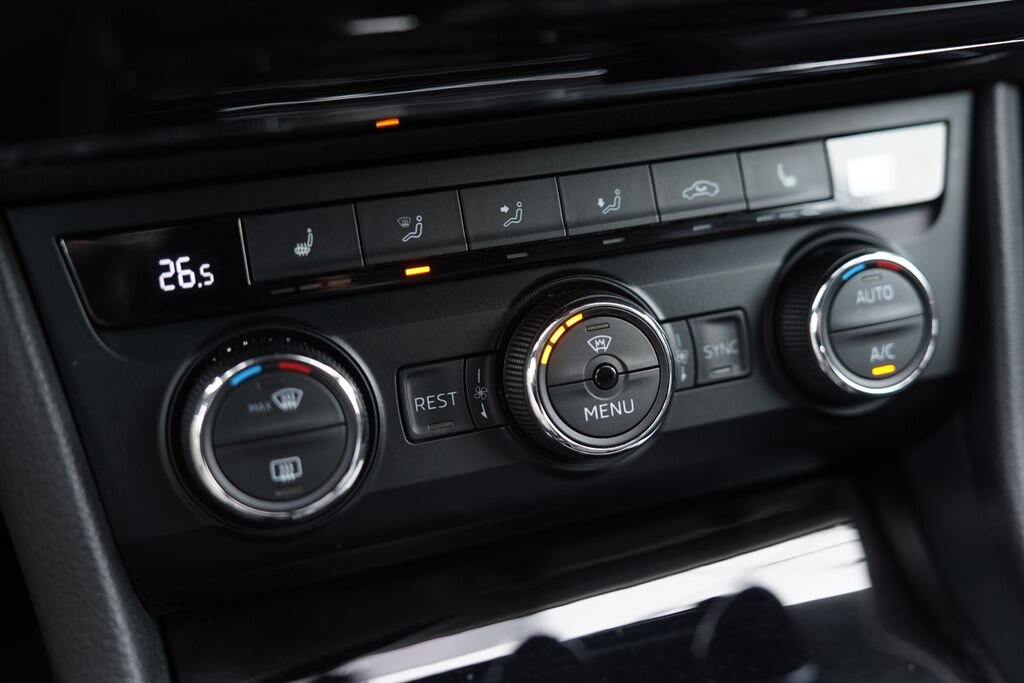 Škoda Superb Sedan 2,0 l 140 kw