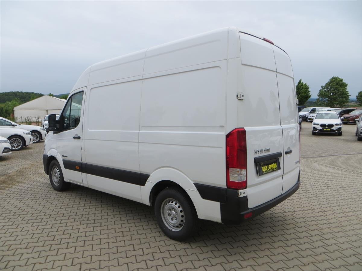 Hyundai H 350
