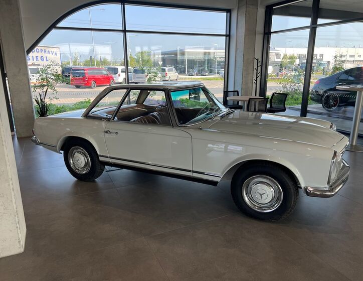 Mercedes-Benz Ostatní 3