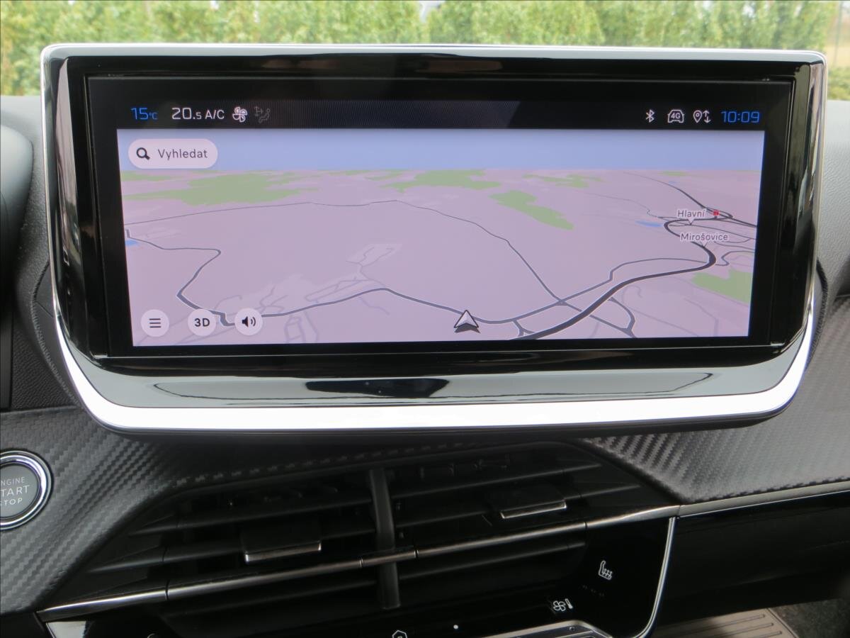 Peugeot 208 Hatchback 1,2 l 74 kw