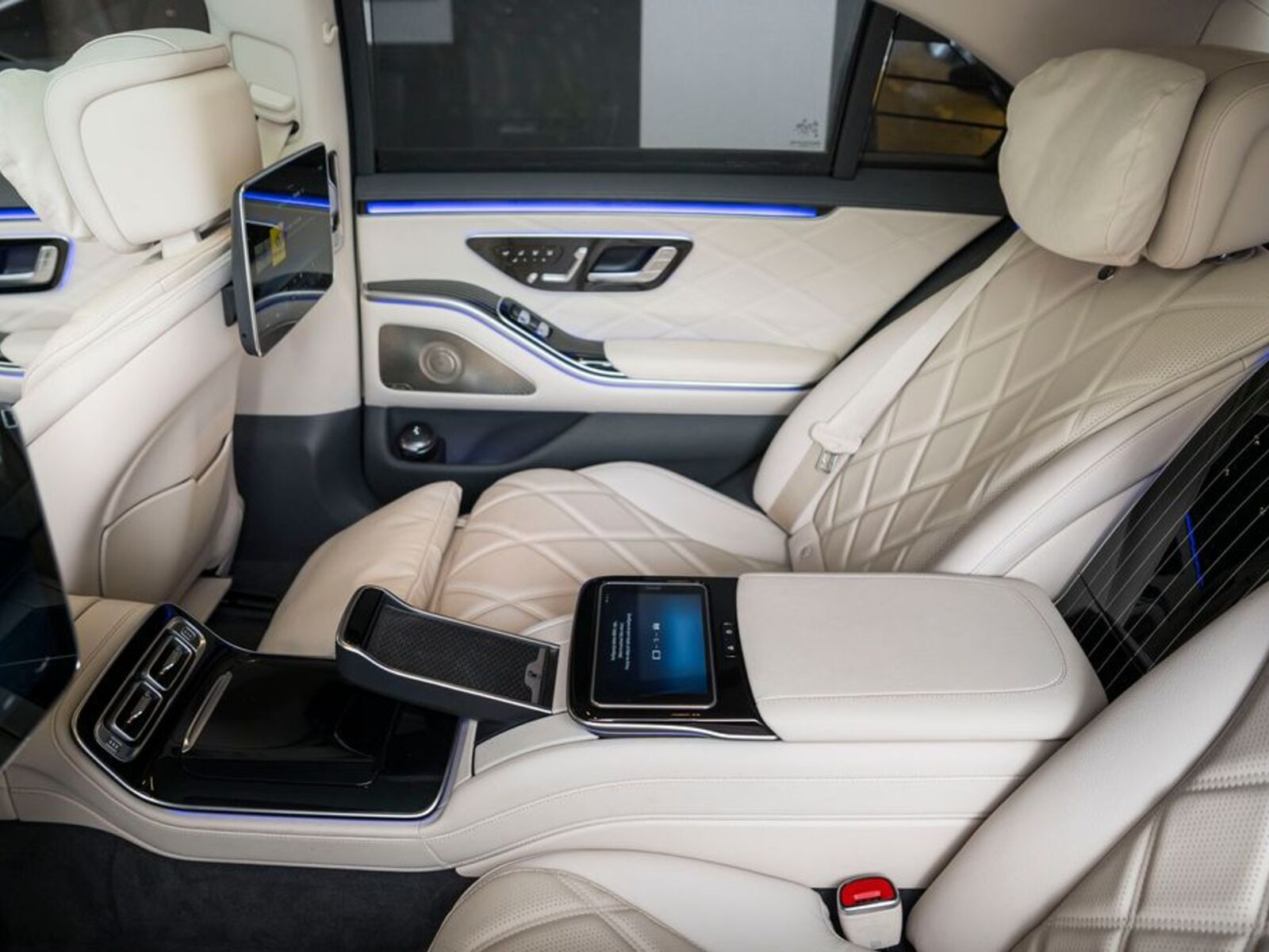 Mercedes-Benz Třídy S 14