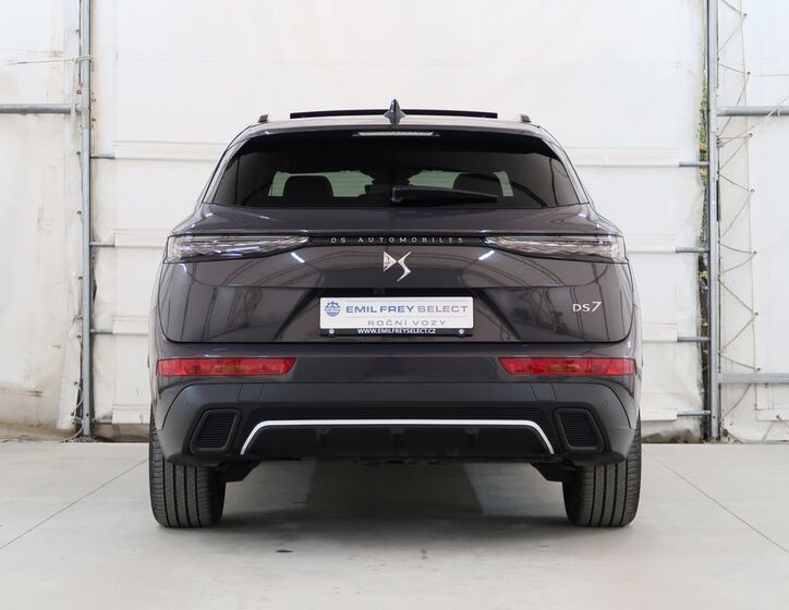 DS Automobiles DS7 Crossback 7