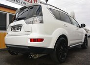 Mitsubishi Outlander SUV 2,3 l 130 kw
