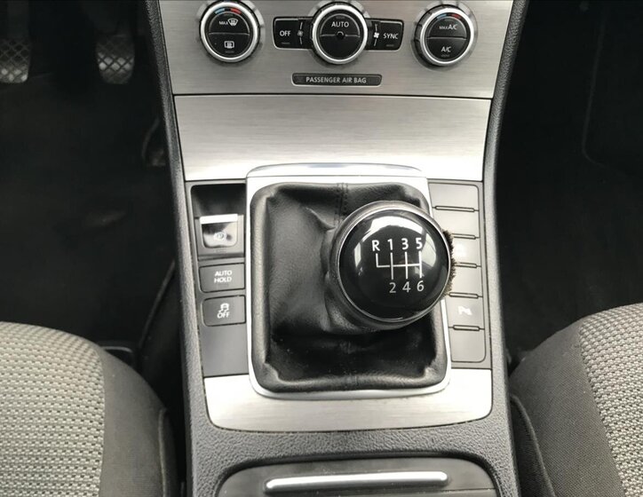 Volkswagen Passat Kombi 2,0 l 103 kw