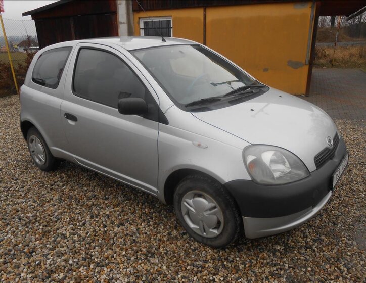 Toyota Yaris Hatchback 998,0 50 kw
