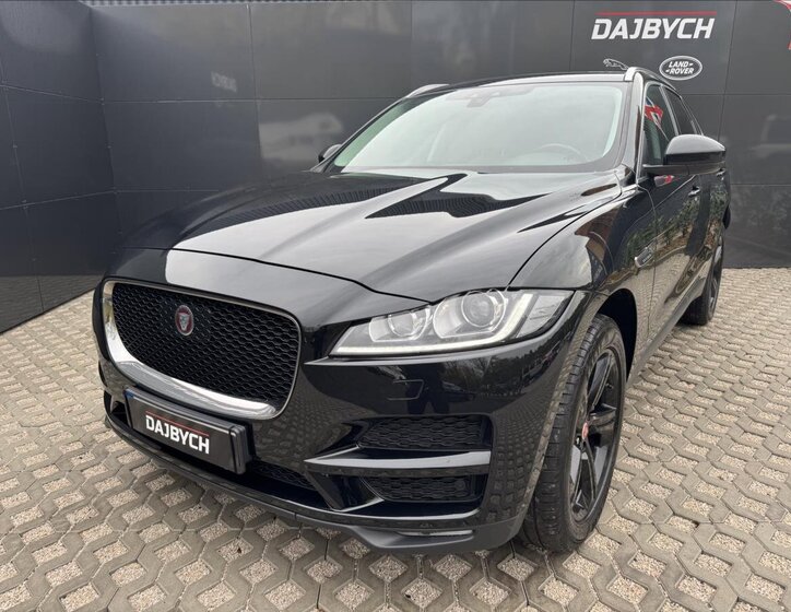 Jaguar F-Pace SUV 3,0 l 221 kw