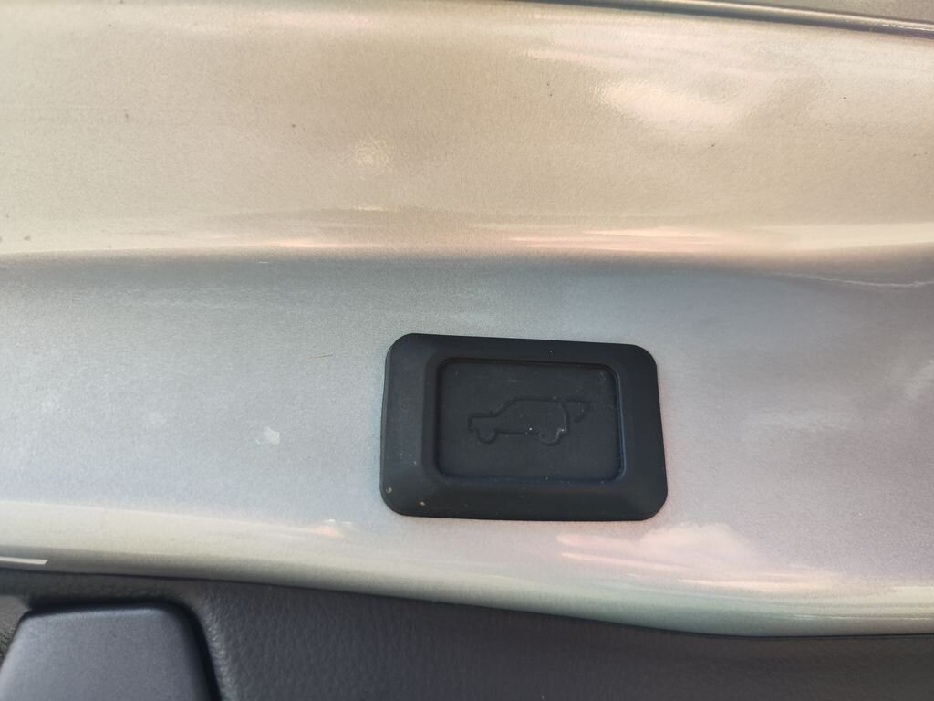 Toyota RAV4 SUV 2,5 l 163 kw