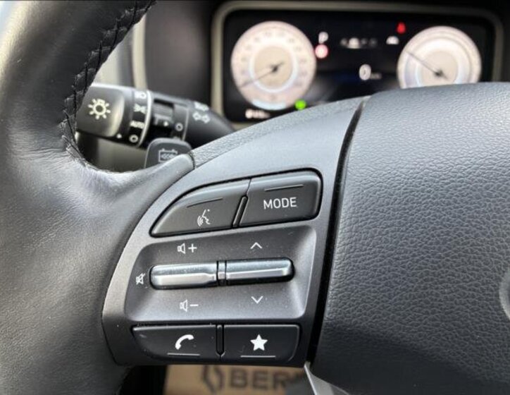 Hyundai Kona SUV / Terénní 0,0 150 kw