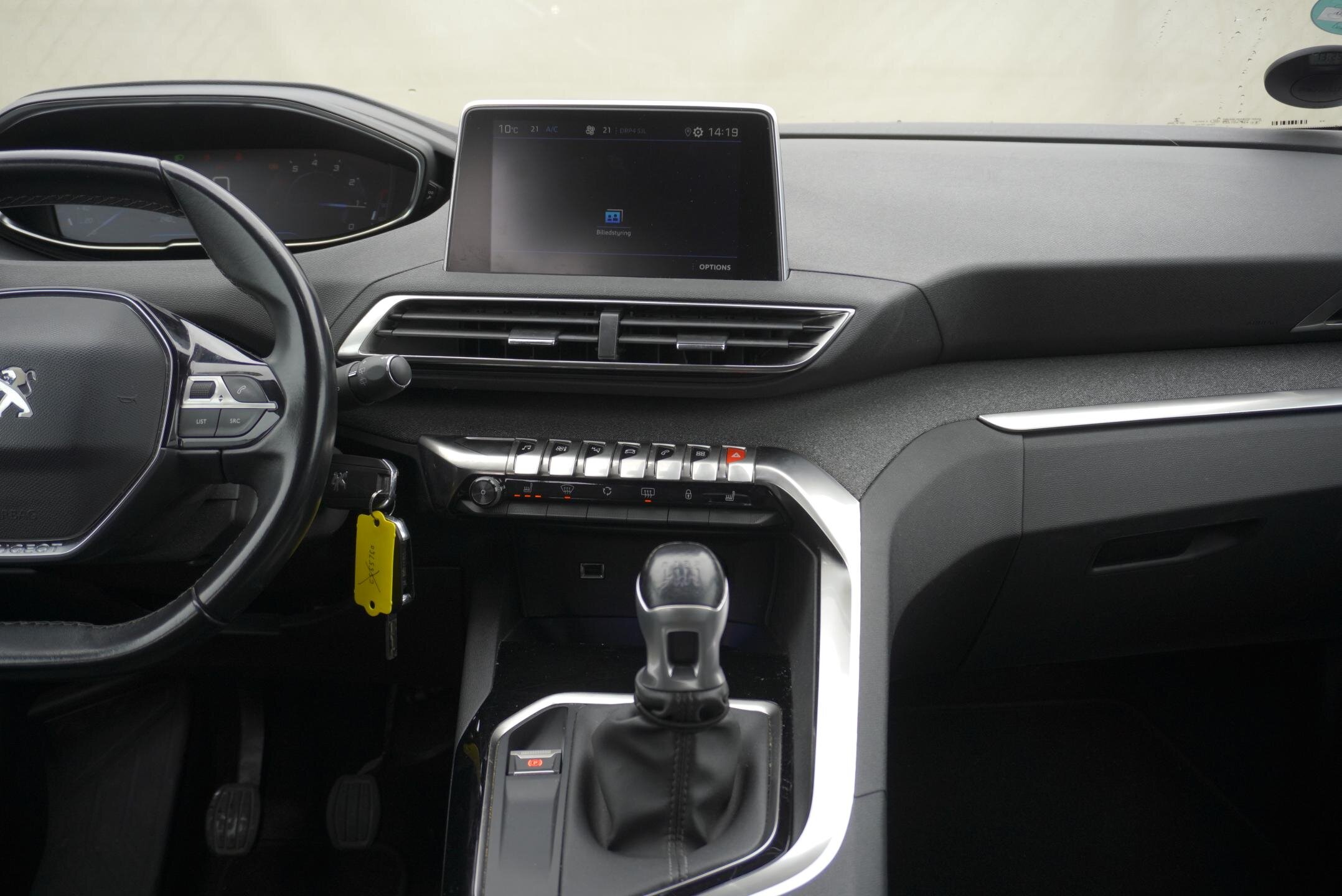 Peugeot 5008 SUV 1,2 l 96 kw