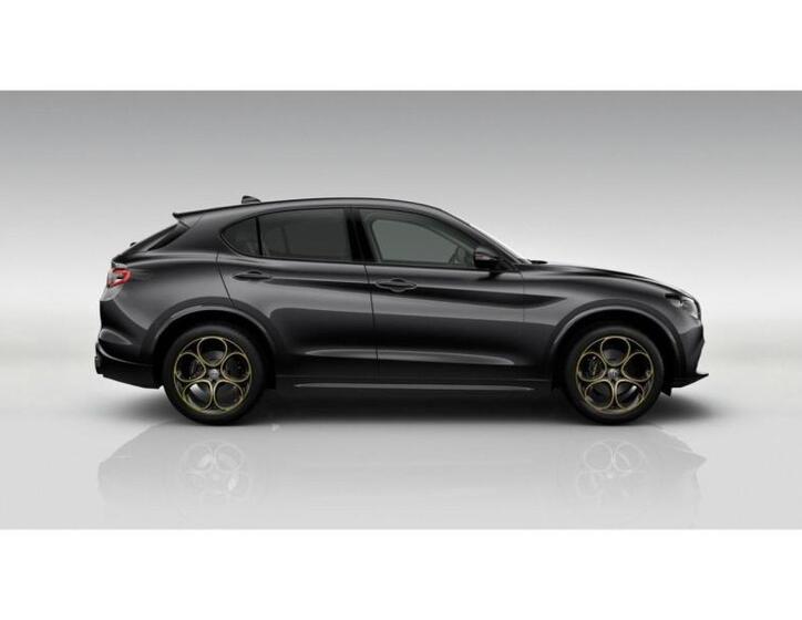 Alfa Romeo Stelvio 2