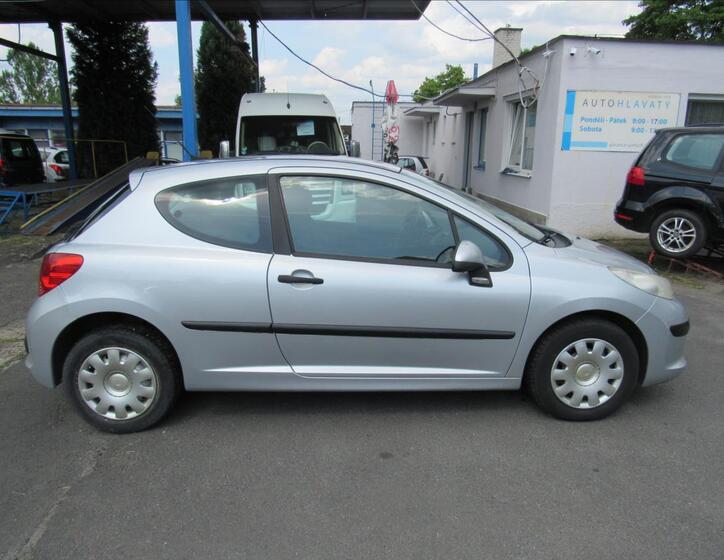 Peugeot 207 8