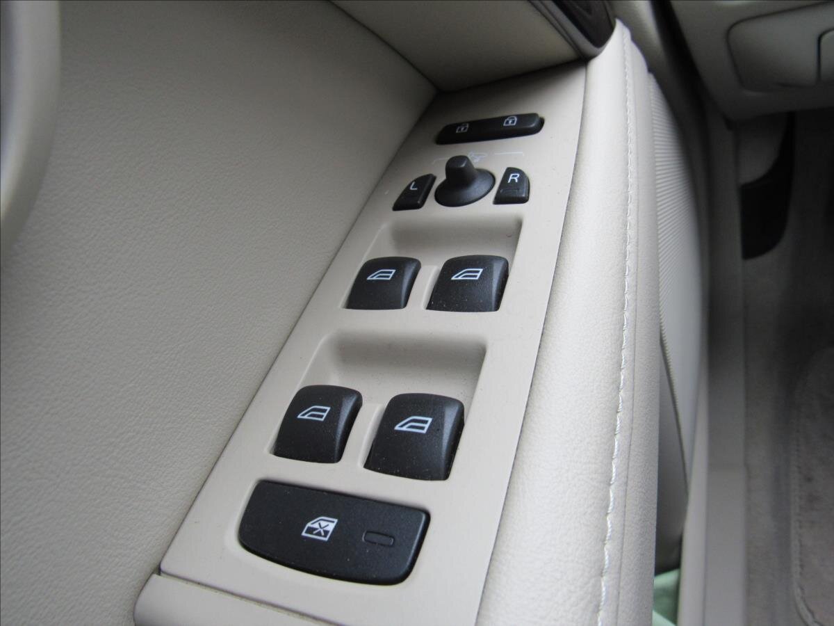 Volvo S80 Sedan / Limuzína 2,0 l 133 kw
