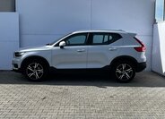 Volvo XC40 SUV / Terénní 1,5 l 120 kw
