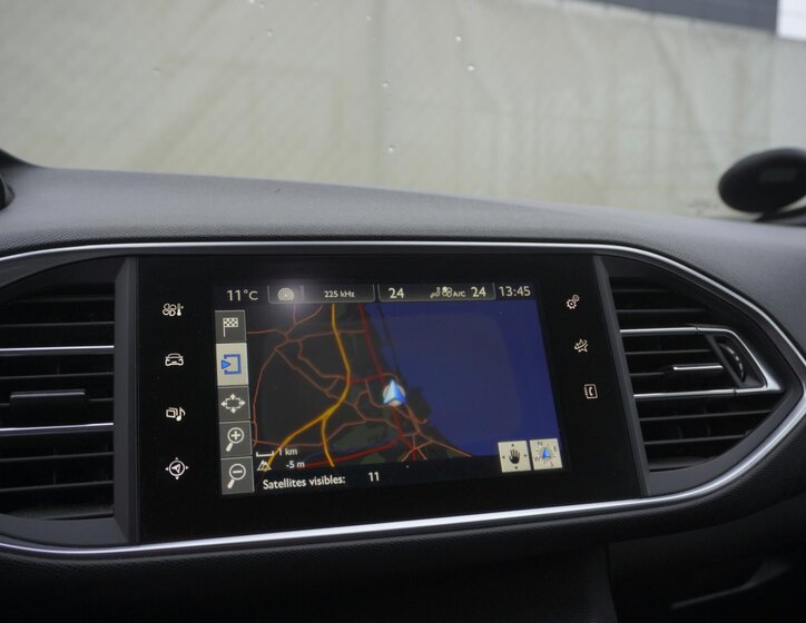 Peugeot 308 Kombi 2,0 l 133 kw