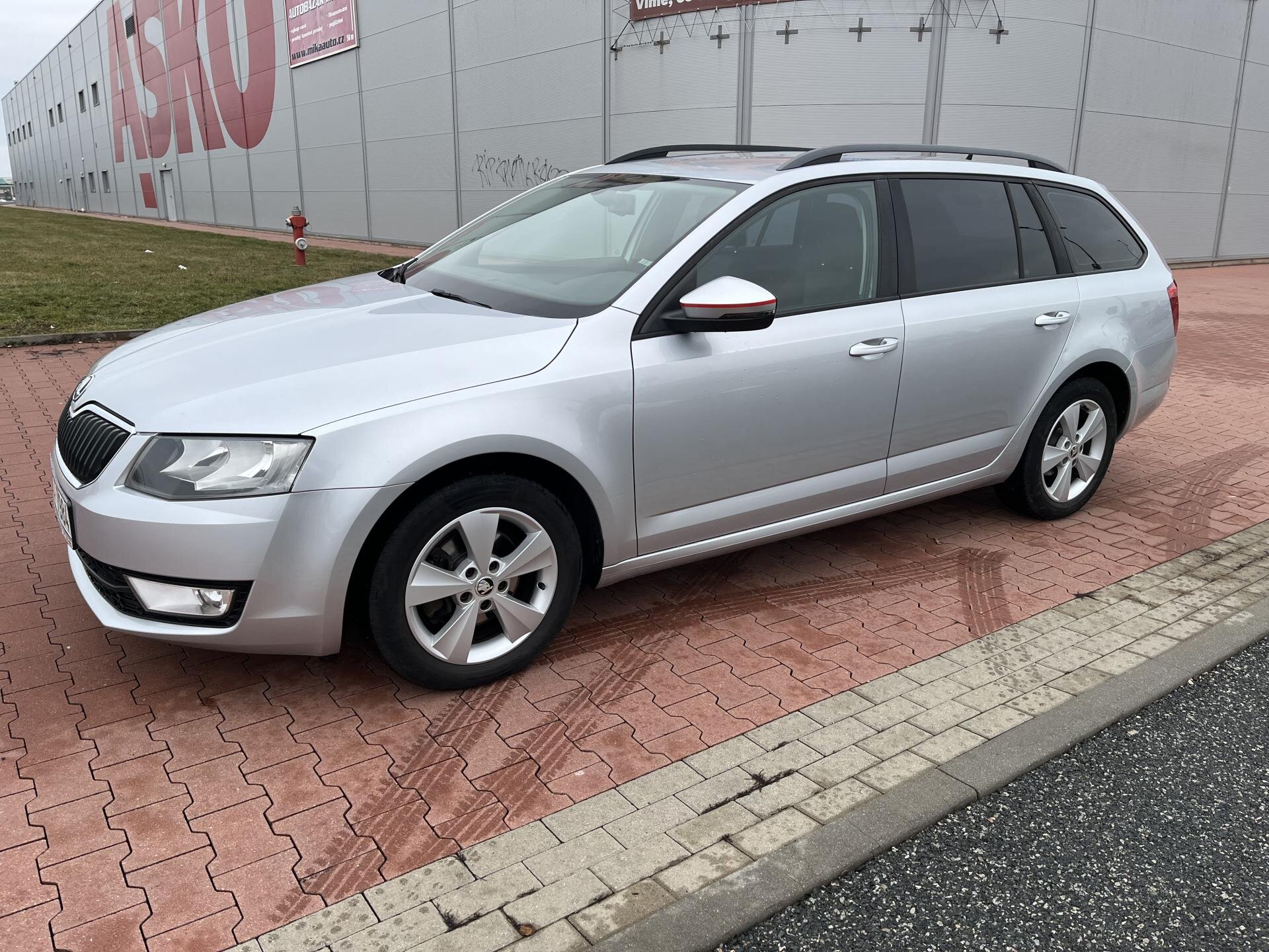 Škoda Octavia Kombi 2,0 l 110 kw
