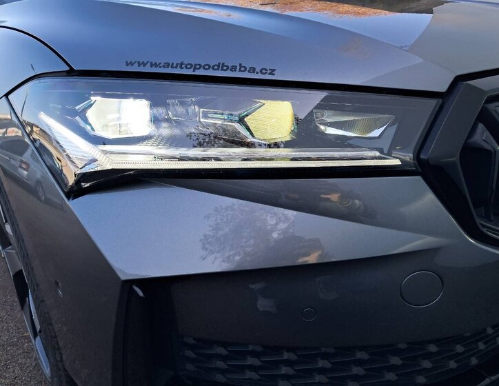 Škoda Superb Liftback 2,0 l 142 kw